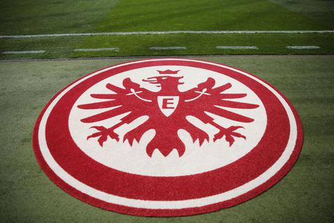 Das Vereinswappen von Eintracht Frankfurt.