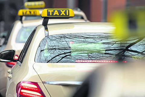 Ein Taxi-Unternehmen aus Pfungstadt wird bis zur Einführung des Dadi-Liners in Griesheim einspringen.