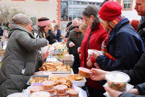 Die Spendenaktion zugunsten der Erdbebenopfer ist ein voller Erfolg gewesen. © Ulrike Bernauer
