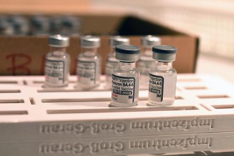 Im Impfzentrum in Groß-Gerau wird seit Dienstag der neueste Impfstoff BA.4-5 eingesetzt.  Foto: Samantha Pflug