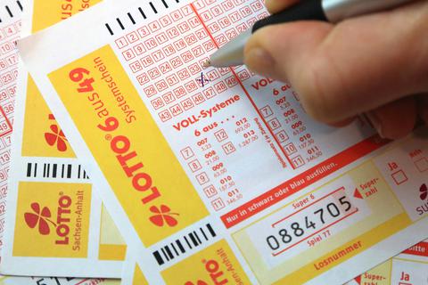 Glück zum Jahresende: Ein Lotto-Spieler aus Hessen gewann rund 6,1 Millionen Euro. Foto: dpa