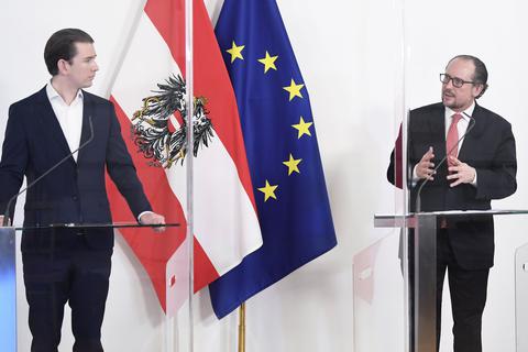 Sebastian Kurz (links, ÖVP) und Alexander Schallenberg (ÖVP). Foto: dpa
