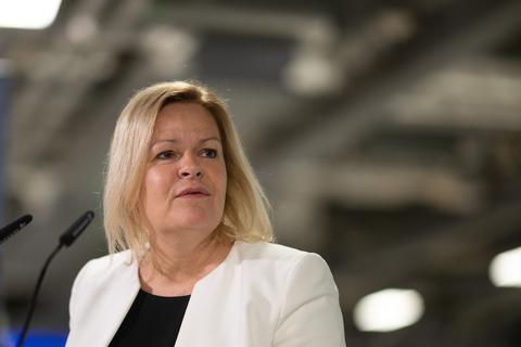 Bundesinnenministerin Nancy Faeser (SPD) will hessische Ministerpräsidentin werden.