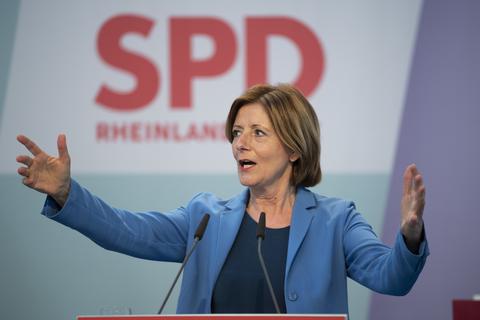 Malu Dreyer, Ministerpräsidentin von Rheinland-Pfalz, stellt auf dem digitalen Landesparteitag der SPD in Mainz den Koalitionsvertrag vor. Foto: dpa