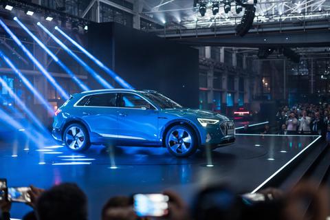 Der e-tron, der in San Francisco seine Weltpremiere feierte, ist das erste Elektroauto von Audi. Er wird nicht das letzte sein. Foto: Audi