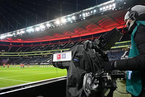 Die DFL ist für die Vergabe der Medienrechte im deutschen Profifußball zuständig.