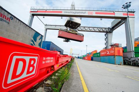 Gestörte Lieferketten belasten auch DB Cargo. Foto: dpa 