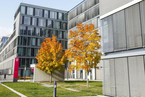 Die Telekom verkleinert ihre Büroflächen. Das könnte in Darmstadt drastische Auswirkungen haben. Foto: Guido Schiek